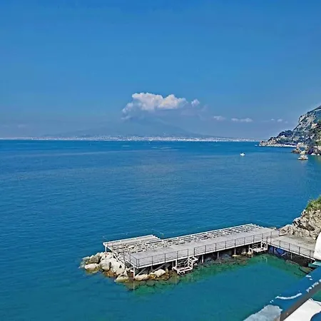 A House On Sea Like A Ship * Vico Equense