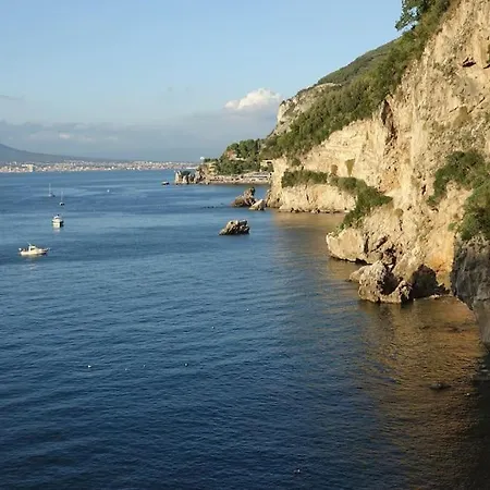 Daire A House On Sea Like A Ship Vico Equense